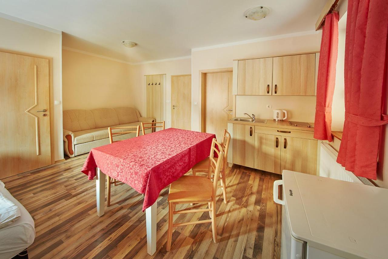 Rute Hotel And Apartments Kranjska Gora Εξωτερικό φωτογραφία